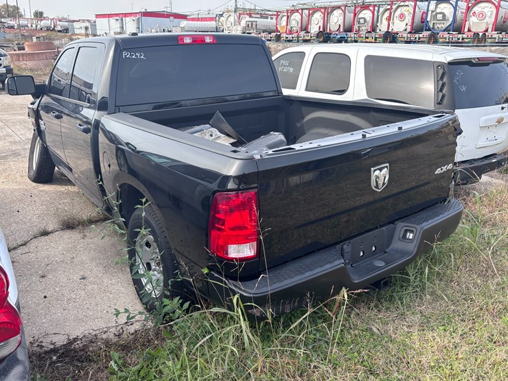 #68-•-2023-dodge-ram-image-4