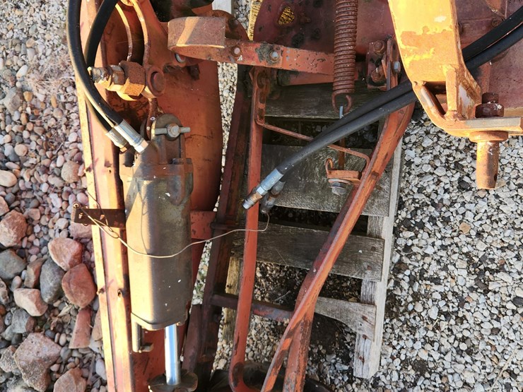 international-1300-image-11