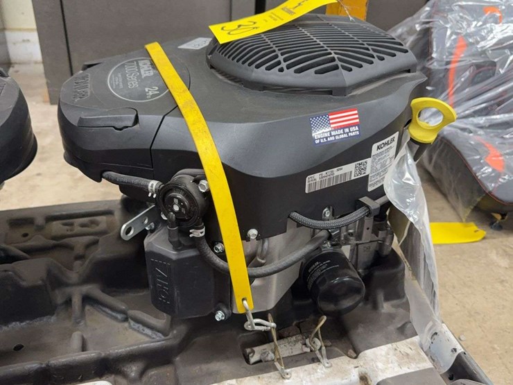 unused-vertical-shaft-kohler-7000-series-twin-cycle-24-hp-gas-engine-image-1