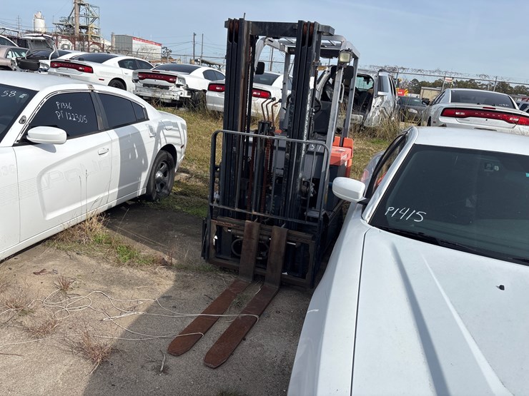 2005-toyota-7fbcu25-image-2