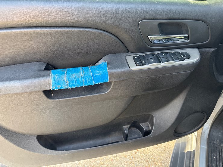 chevrolet-tahoe-image-10