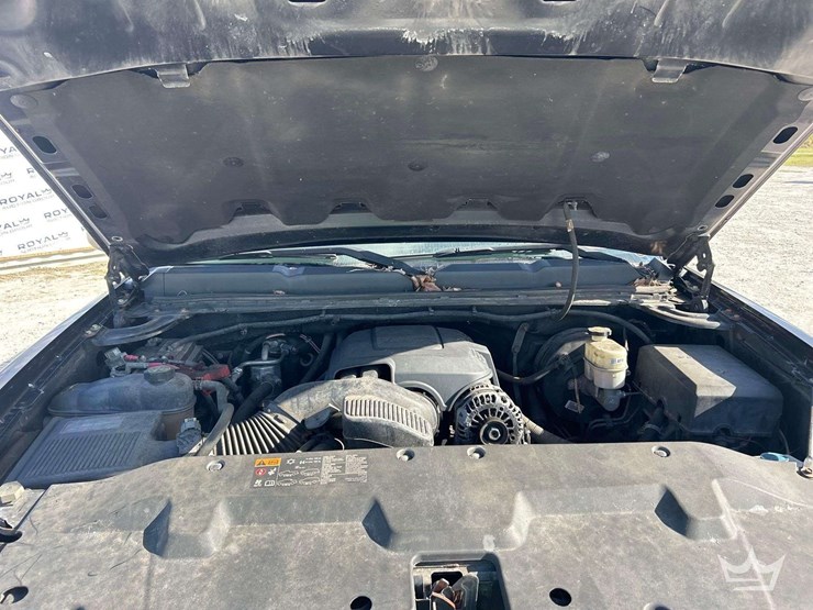 2013-chevrolet-silverado-1500-image-9