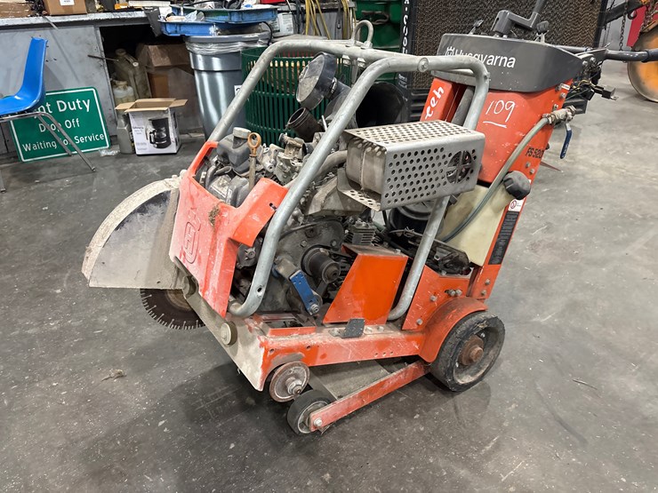 #109-•-2016-husqvarna-walk-behind-concrete-saw-image-2