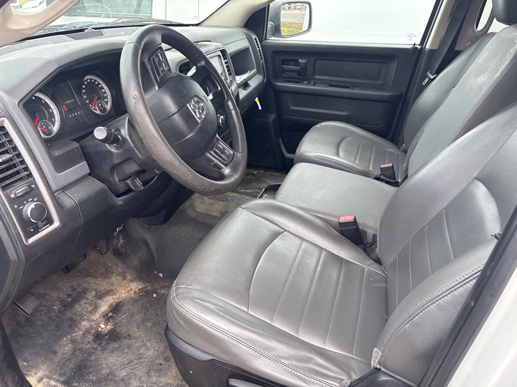 #97-•-2015-dodge-ram-crew-cab-image-5