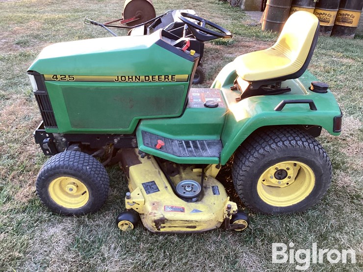 john-deere-425-image-8