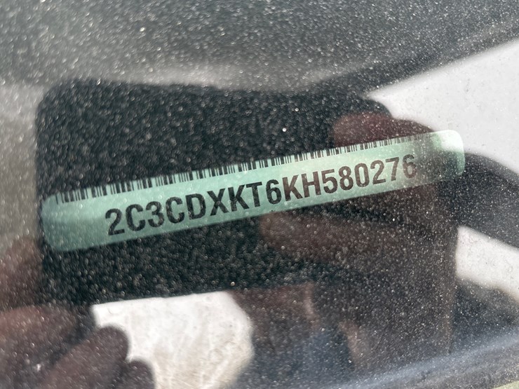 #90-•-2019-dodge-charger-image-8