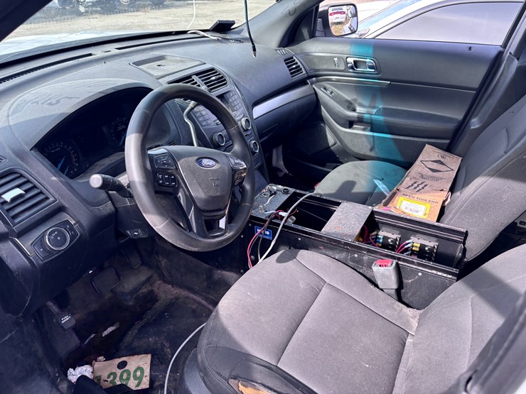 #55-•-2017-ford-interceptor-|-no-keys-image-7