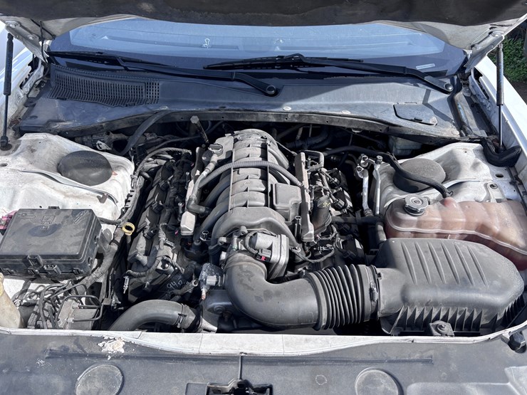 #58-•-2012-dodge-charger-image-13