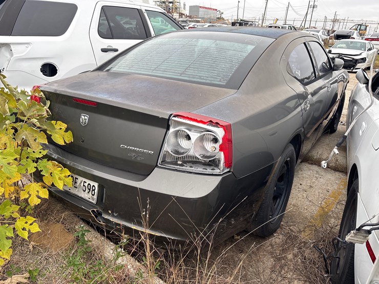 #83-•-2010-dodge-charger-|-no-keys-image-4