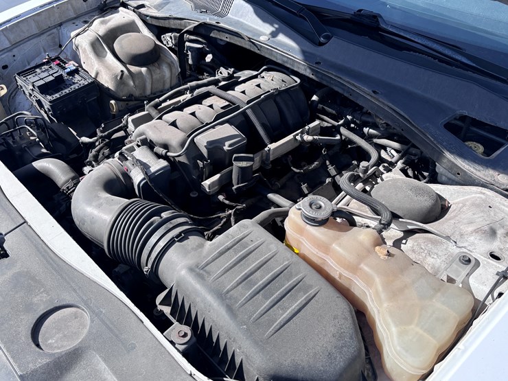 #24-•-2012-dodge-charger-image-14