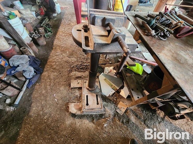 guardian-power-16-speed-heavy-duty-drill-press-image-3