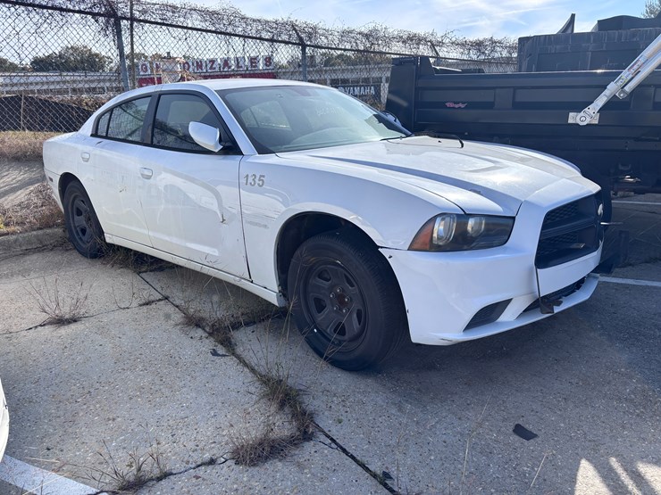 #3-•-2012-dodge-charger-image-1