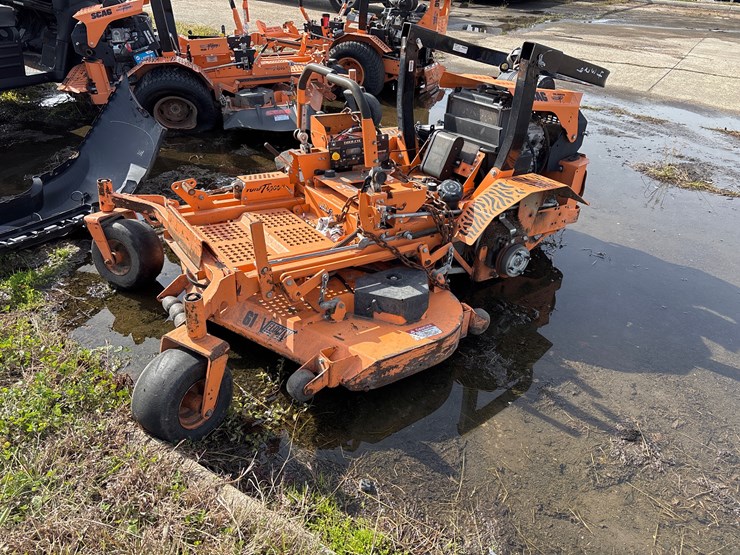 #50-•-2019-turf-tiger-lawnmower-image-1