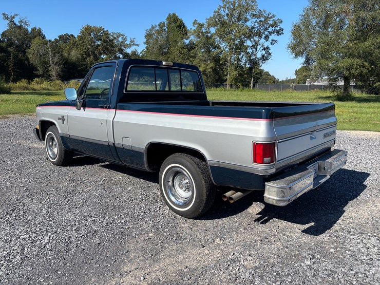 #96-•-1984-chevrolet-silverado-pickup-truck-image-5