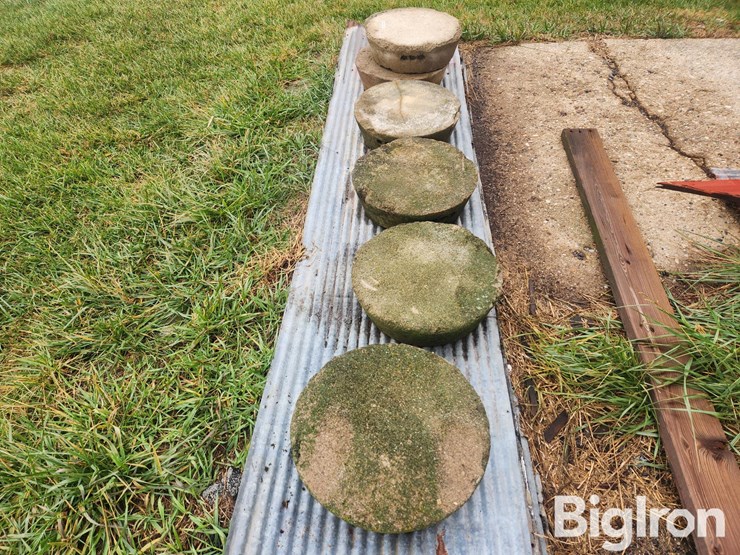 concrete-livestock-bowls-image-6