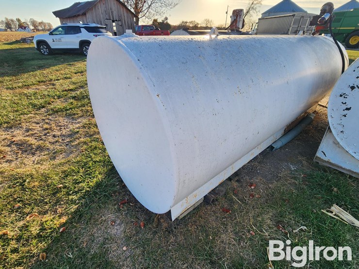 1,000-gal-fuel-tank-w/electric-pump-image-5