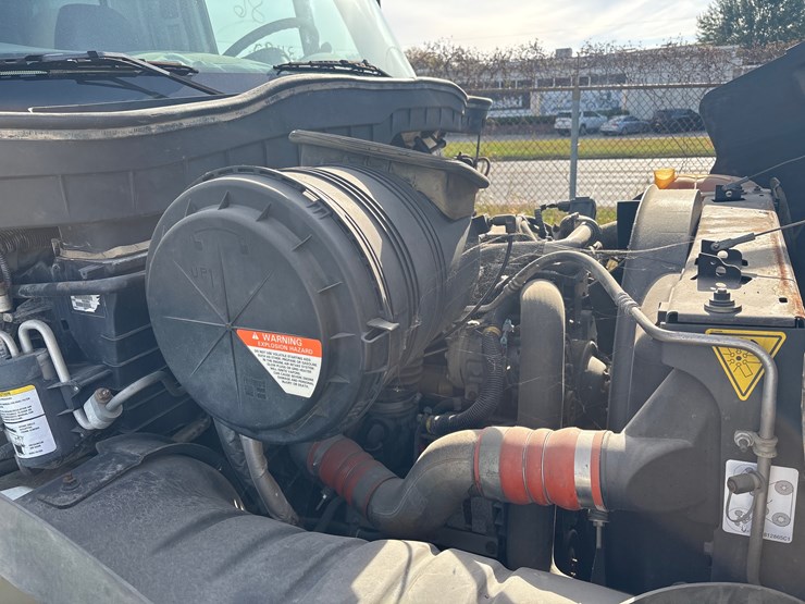 international-durastar-4300-image-17