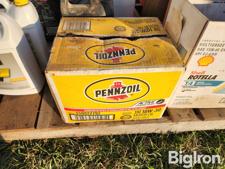 gas-cans-&-lubricants-image-15