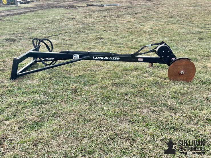 ws-mfg-limb-blazer-12-24-tree-saw-image-4