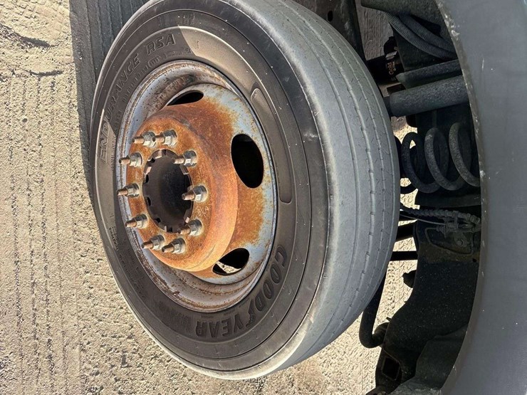 2017-auto-crane-5005eh-image-35