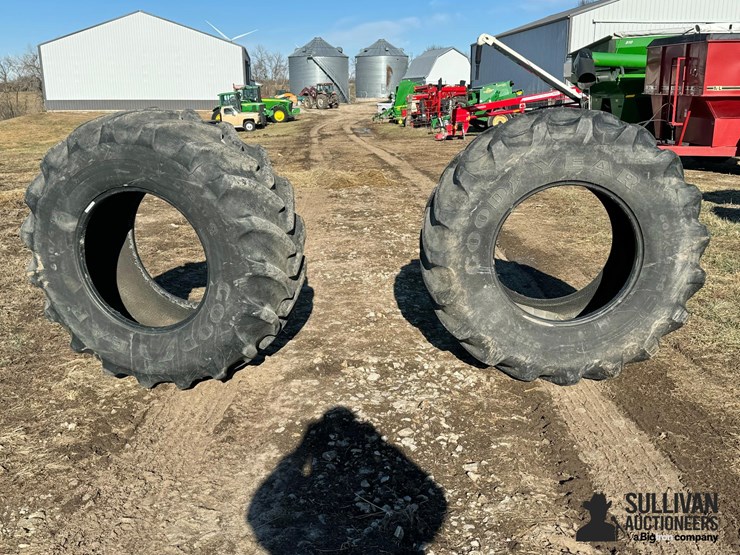 goodyear-600/65r28-tractor-tires-(bid-per-unit)-image-2