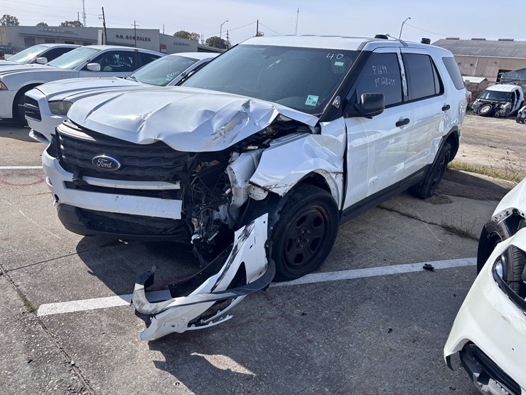 #40-•-2017-ford-interceptor-image-1