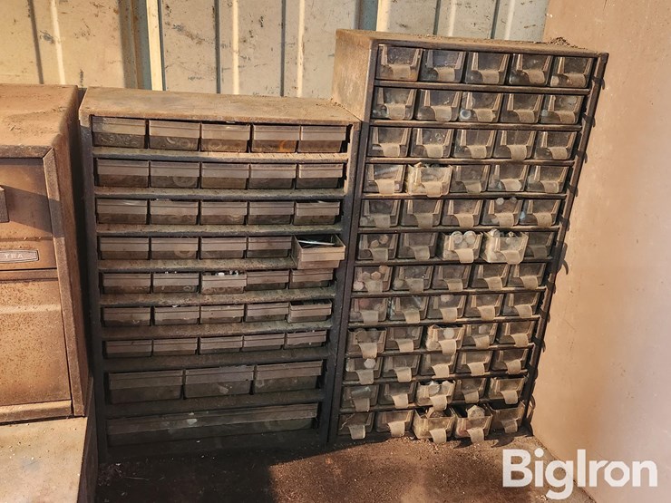 assorted-wrenches/storage-shelving-w/-fasteners-image-17