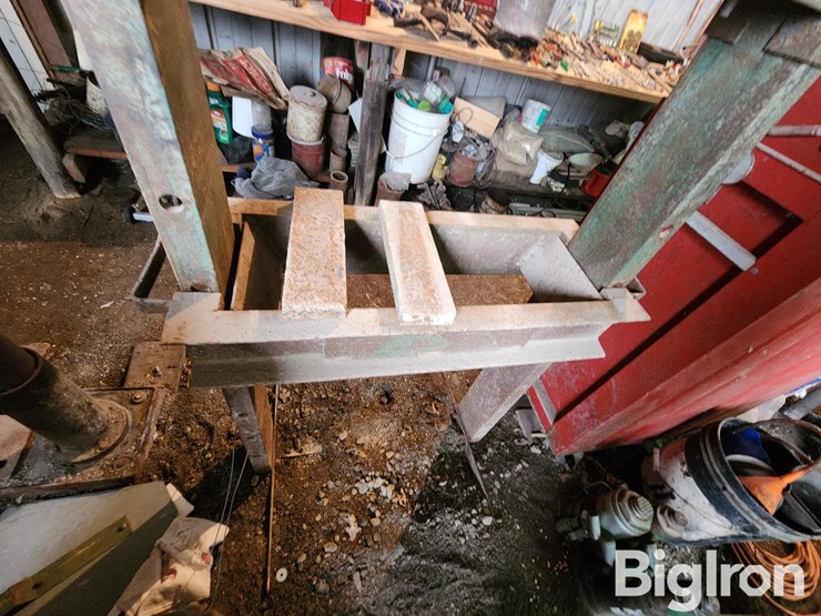 carolina-tool-&-equipment-press-image-6