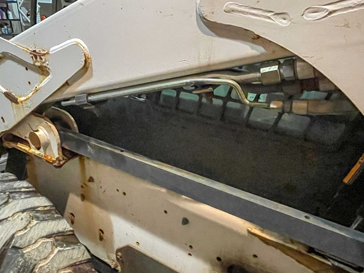 #7366-•-bobcat-compact-skid-steer-loader-image-26