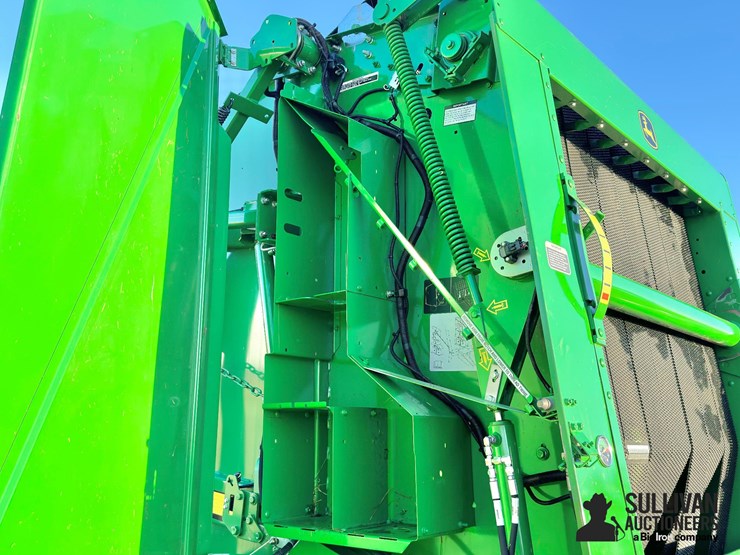 john-deere-569-image-16