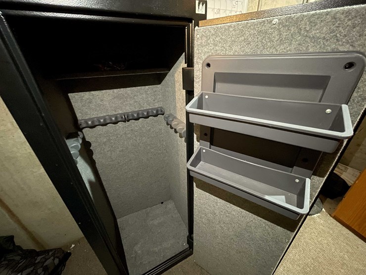 #7373-•-stack-on-gun-safe-image-8