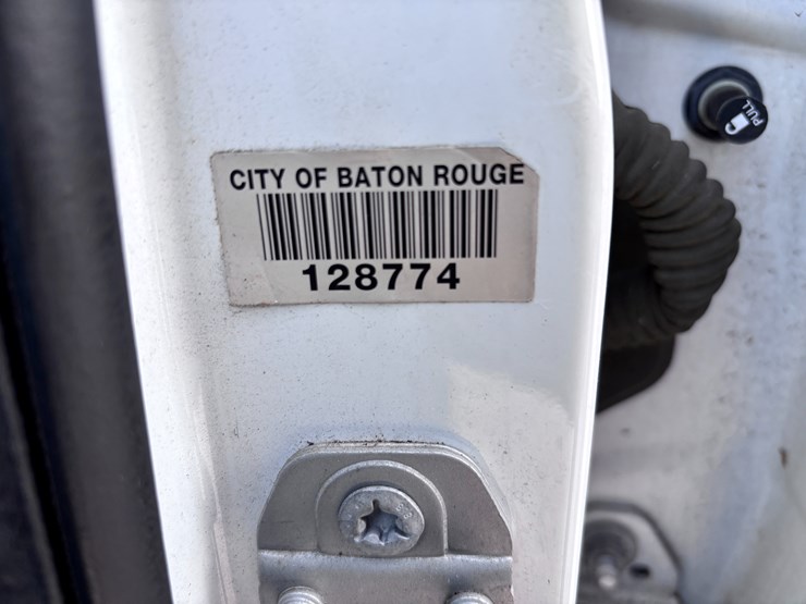 #53-•-2018-dodge-charger-image-11