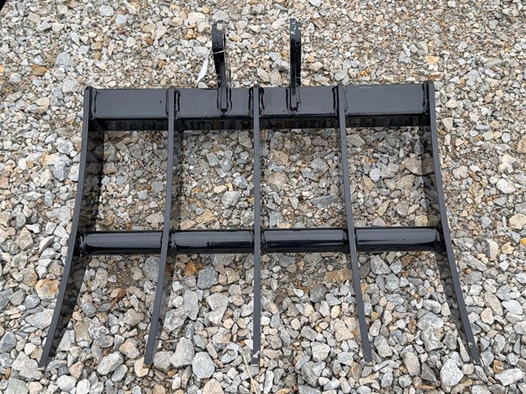 zjz-rake-attachment-image-1