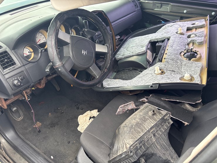 #83-•-2010-dodge-charger-|-no-keys-image-6