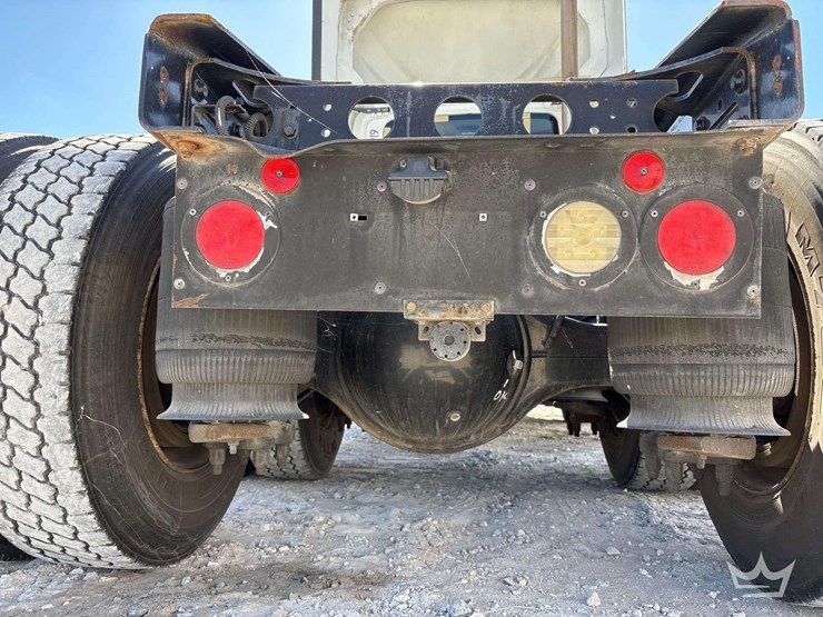 2015-international-transtar-8600-image-13