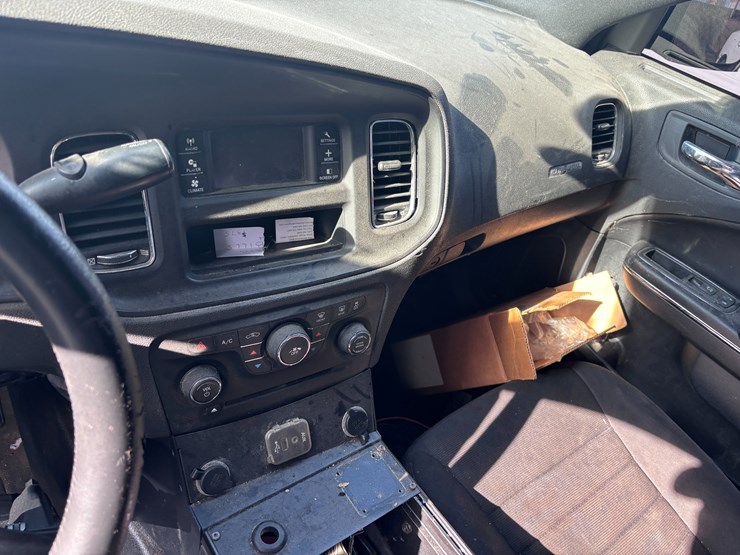 #7-•-2013-dodge-charger-image-9