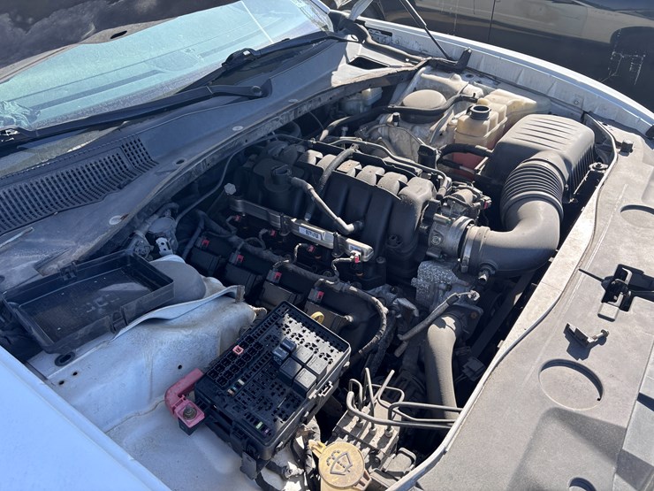 #7-•-2013-dodge-charger-image-14