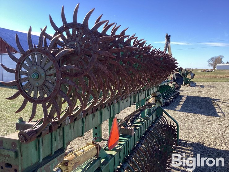 john-deere-400-image-19