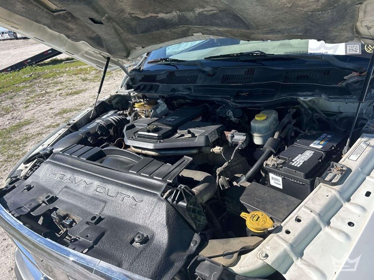 2011-dodge-ram-3500-image-7