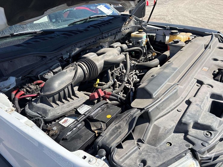 2017-ford-f550-image-7