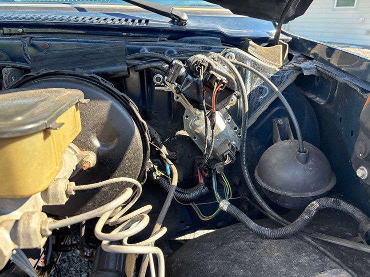 #96-•-1984-chevrolet-silverado-pickup-truck-image-54