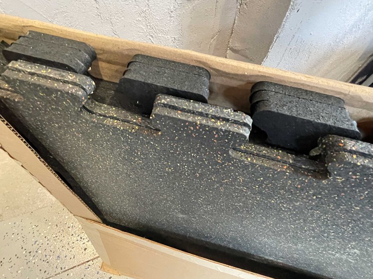 #12919-•-1/4"-thick-rubber-floor-mats-image-3