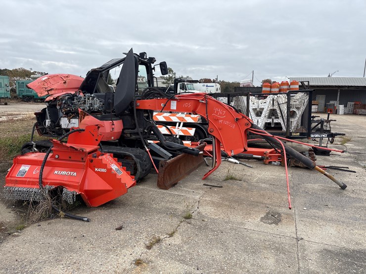 #105-•-2020-kubota-excavator-image-1