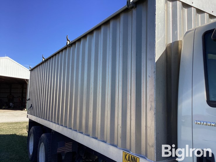 international-durastar-4400-image-18