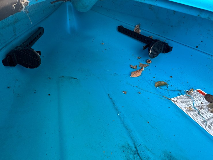 #7673-•-sun-dolphin-kayak-image-8