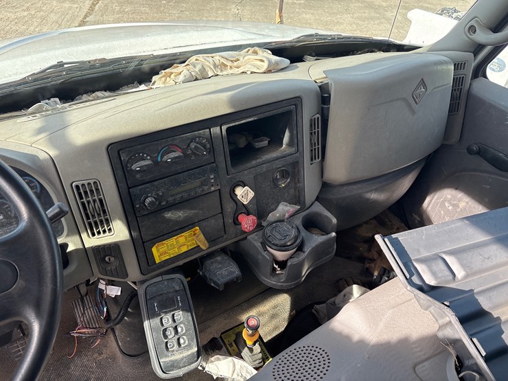 international-durastar-4300-image-8