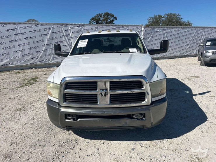 2011-dodge-ram-3500-image-20