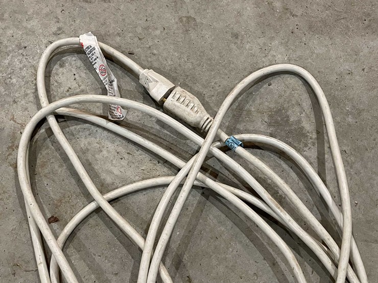 #12953-•-(3)-extension-cords-image-2