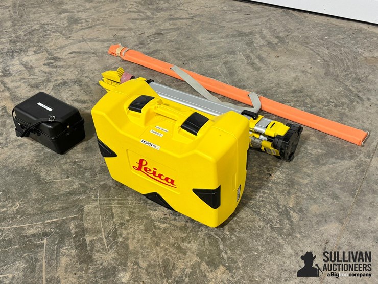2022-leica-rugby-clh-clx300-rotating-laser-level-kit-w/-support-equipment-image-1