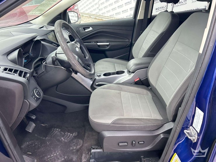 2016-ford-escape-image-12